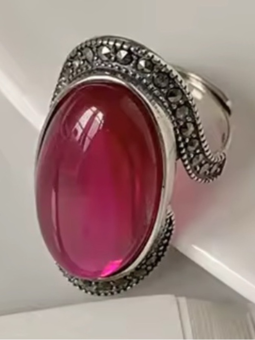 Vintage Silver Red Garnet 
Stone Adjustable Ring